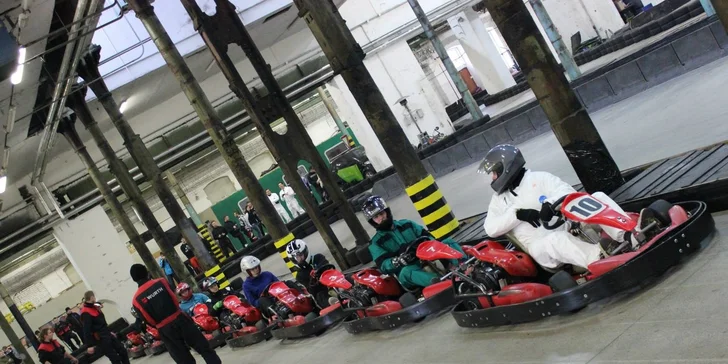 1 nebo 2 adrenalinové jízdy v rychlých motokárách
