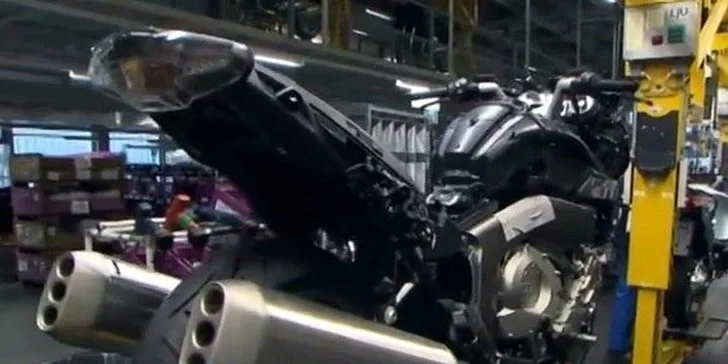 Celodenní výlet do výrobny motorek BMW v Berlíně