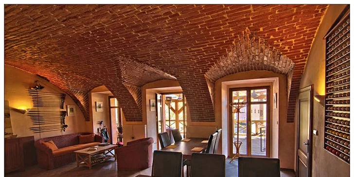 Relax pro dva u hradu Loket - turistika, kola i běžky