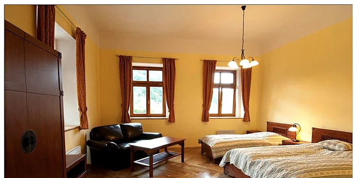 Relax pro dva u hradu Loket - turistika, kola i běžky
