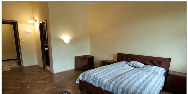 Relax pro dva u hradu Loket - turistika, kola i běžky