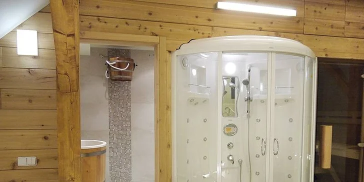 Romantická dovolená v Tvrzi Orlice**** vč. polopenze, wellness a prohlídky tvrze