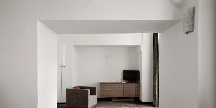 Každý pokoj má vlastní koupelnu. 