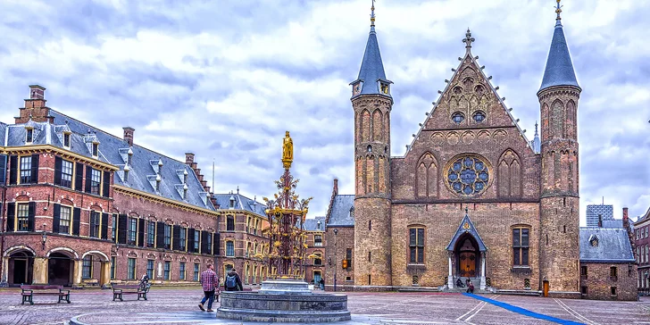 Prohlédnete si i Delft, jedno z nejstarších osídlených území Holandska. 