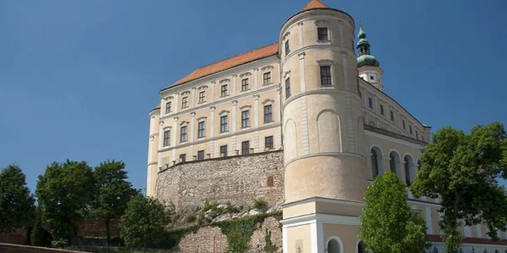 Prodloužený relax víkend s polopenzí v Lednici