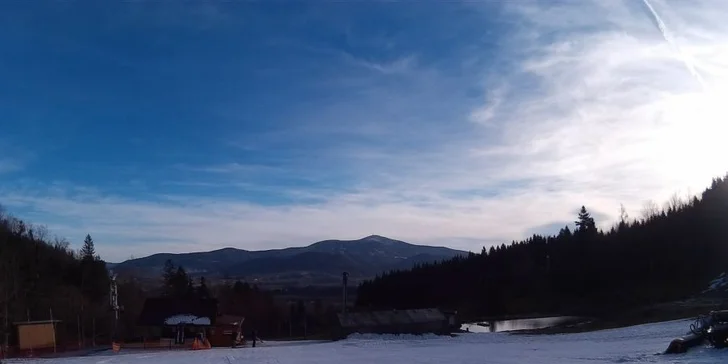 Celodenní skipass do ski areálu Opálená