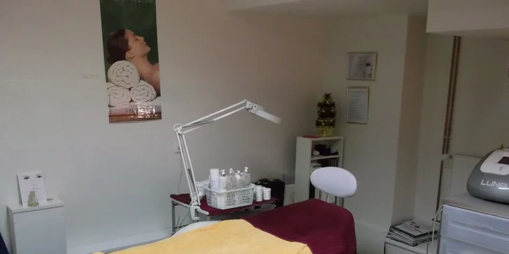Non-stop krásná: permanentní make-up horních i dolních očních linek