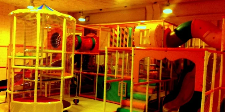 Nechte děti řádit od rána do večera: celodenní vstup do herny Brumbambule