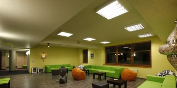 269 Kč za DVĚ lekce populární hot jógy v moderním centru HotYoga42. Tahle jóga je trendy i hot a se slevou 61 % navíc i cool!