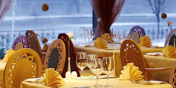 Luxus na talíři pro zamilované: Romantické menu o 4 chodech pro 2 osoby