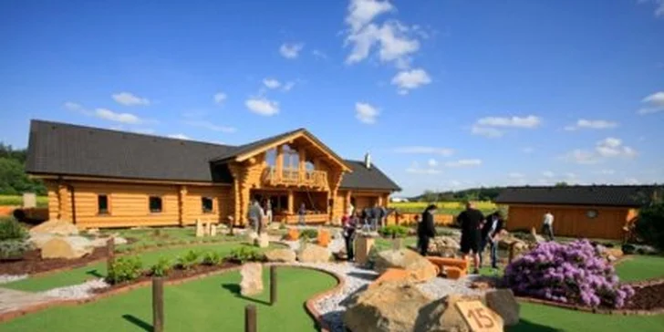 299 Kč za dvě hodiny zábavného adventure golfu a kávu s moučníkem PRO DVA! Úžasná hra vhodná pro všechny, dnes se slevou 50 %.