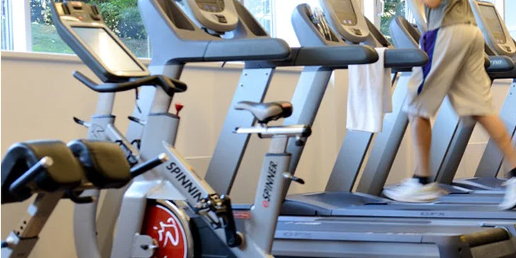 Celodenní vstup do fitness, sauny a na skupinové lekce s komplexní diagnostikou těla