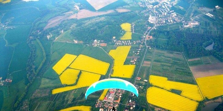 Paraglidingové tandemové lety nad krásami Česka