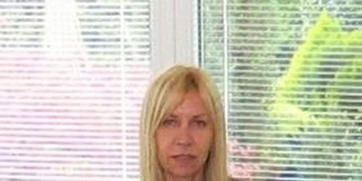  Zkušená lektorka Ing. Yvona Michalíková nabízí online výuku přes Skype.