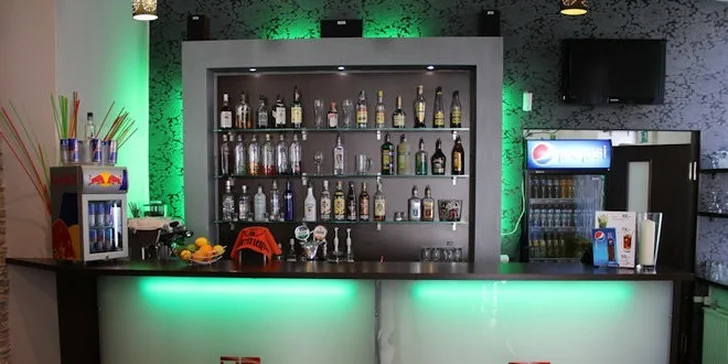 Dvě šťavnatá burger menu v Double Pubu