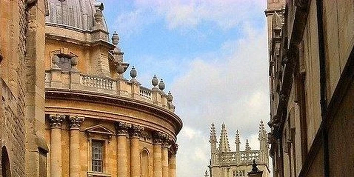 Londýn, Stonehenge i Oxford či Windsor