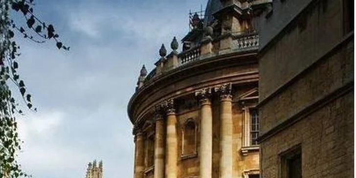 Londýn, Stonehenge i Oxford či Windsor