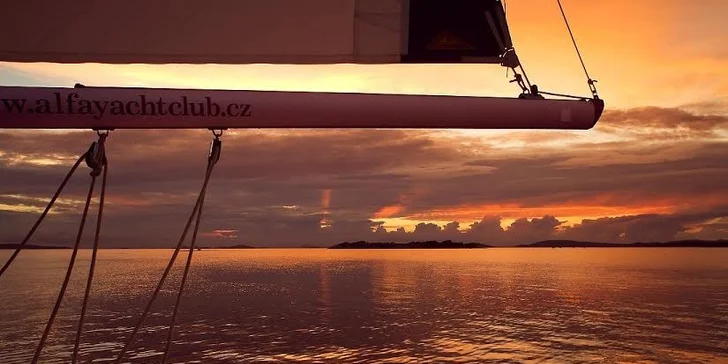 Týden na jachtě na Jadranu s možností kapitánských zkoušek