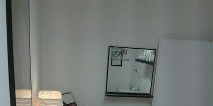 Kompletní kosmetické ošetření + ultrazvuková špachtle