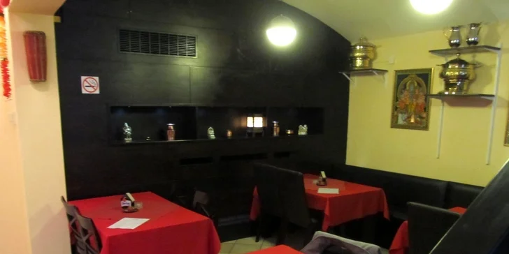 Pestré menu z indických specialit pro dva