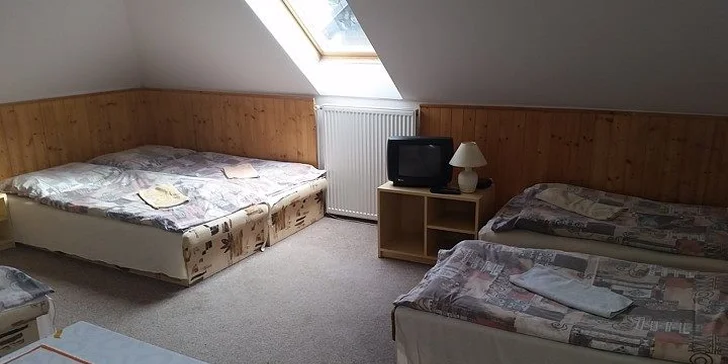 Děti do 2,9 let mají pobyt zdarma.