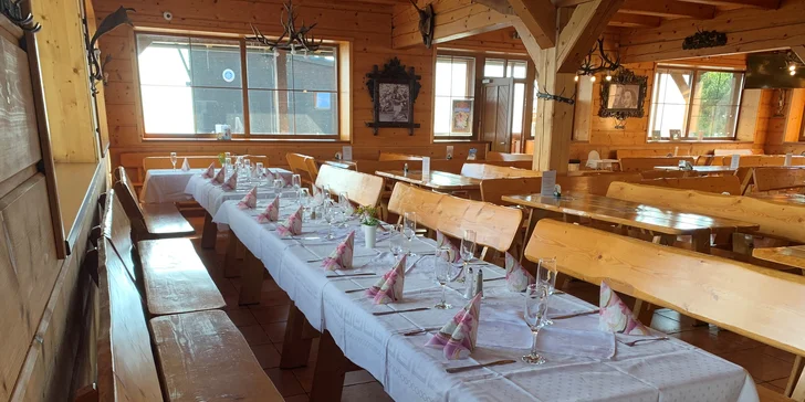 V ceně je polopenze. 