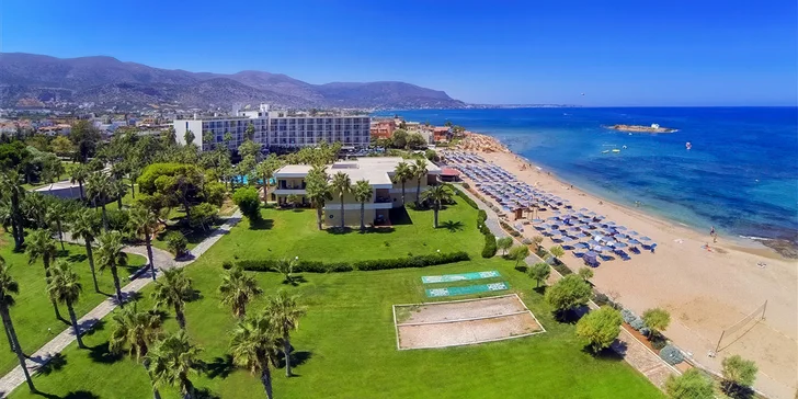 Hotel je situovaný v městečku Malia na severním pobřeží ostrova.