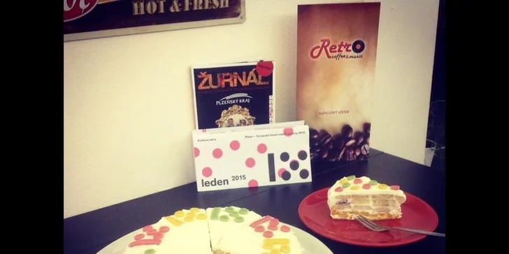 Dvě kávy a dva zákusky dle výběru v kavárně Retro