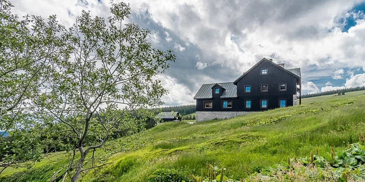 Užijte si Krkonoše dosyta: pobyt na skvělém místě v horské chatě s polopenzí