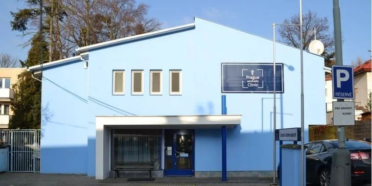 Dentální hygiena s Air flow v Prague aesthetic Clinic