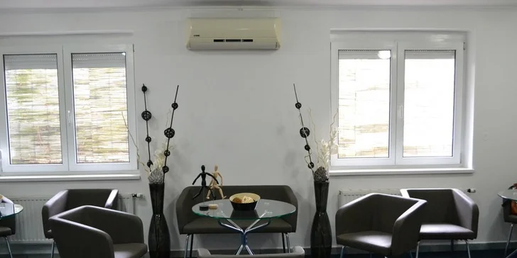 Dentální hygiena s Air flow v Prague aesthetic Clinic