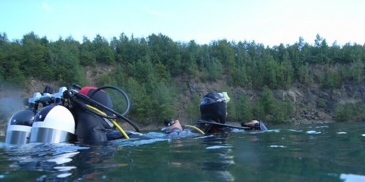 Zkušební potápění s instruktorem na volné vodě