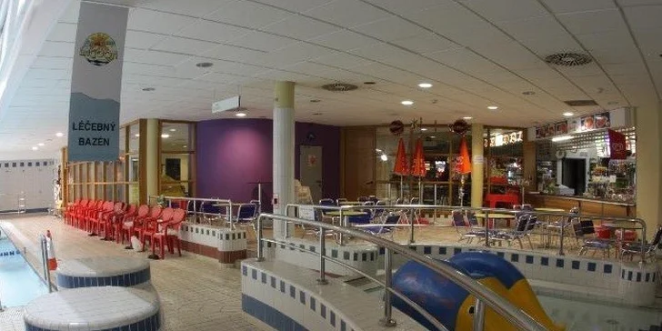 Hurá do vody: vstupenky nebo přenosná permanentka do aquacentra v Letňanech
