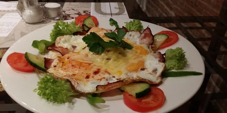 Snídaně pro 2 osoby v restauraci Café 04