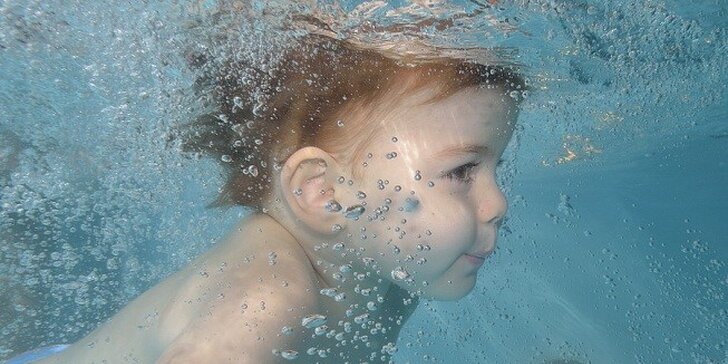 Plavání pro děti – 1 nebo 8 lekcí v Plaveckém Clubu Raftík