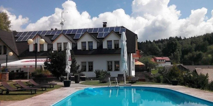 Objevte ve dvou krásy zimní či jarní Šumavy