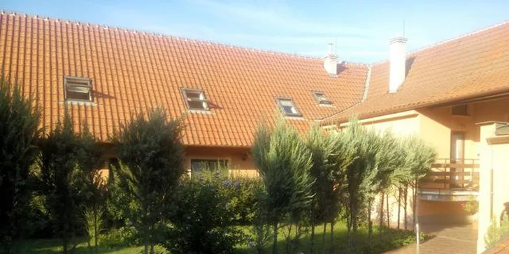 Jarní pobyt s vínem a prohlídkou Zámku Lednice