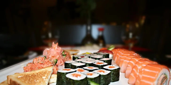 Sushi set nebo degustační menu pro 2 osoby