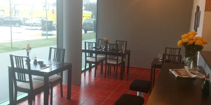 Sushi set nebo degustační menu pro 2 osoby