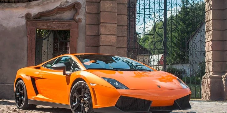 Dechberoucí jízda luxusním sporťákem dle výběru