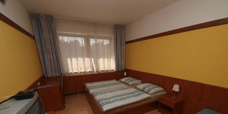 Návštěva Moravského krasu s prohlídkou jeskyní a ubytováním s polopenzí