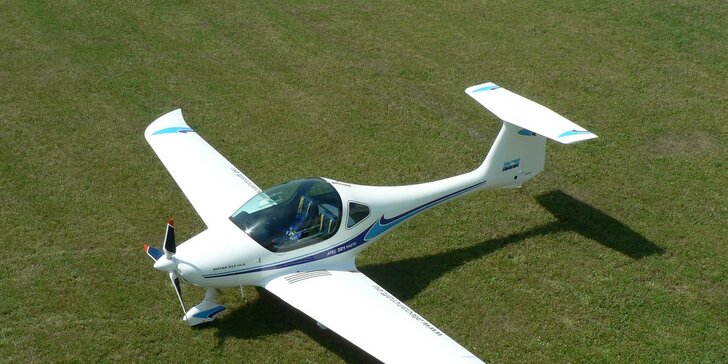 Pilotování letadla Zephyr 2000, Cessny či DA40 Diamond Star