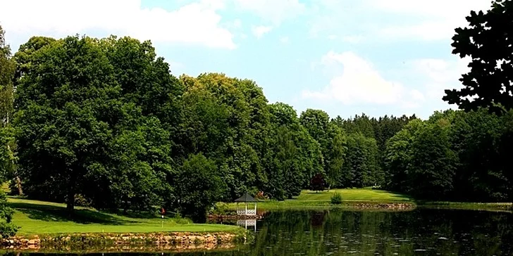 Golfový balíček Štiřín - Green Fee, wellness i jídlo