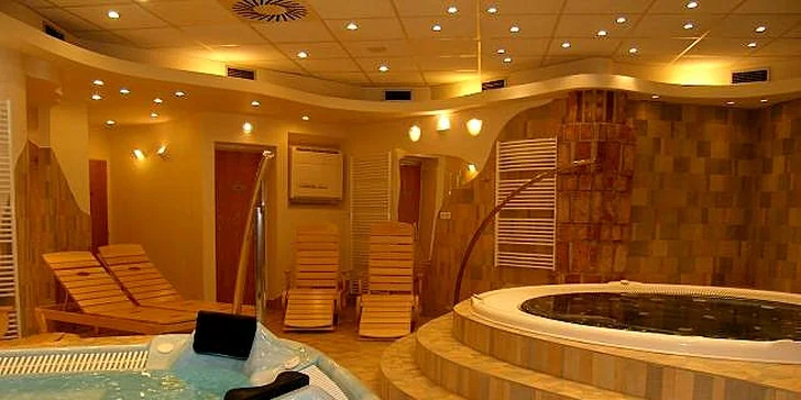 Golfový balíček Štiřín - Green Fee, wellness i jídlo