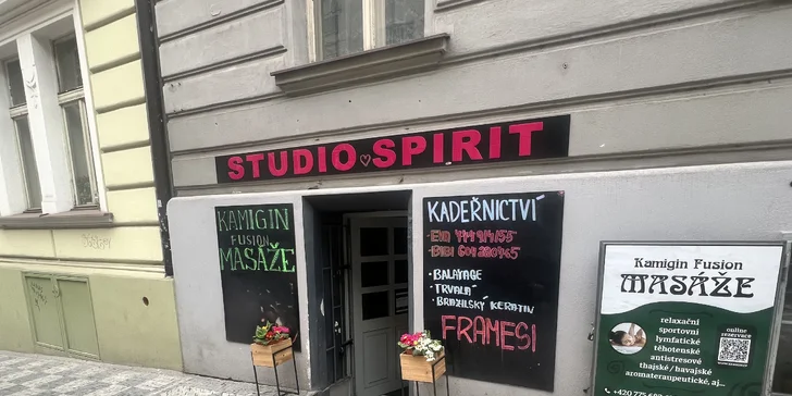 Termín si rezervujte v online formuláři, telefonicky či na e-mailu. 