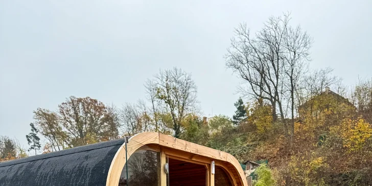 V cene romantického variantu máte ubytovanie práve v najluxusnejšom apartmáne s vlastným strešným wellness by Hanscraft.