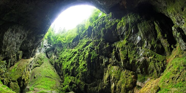 Návštěva Moravského krasu s prohlídkou jeskyní a polopenzí