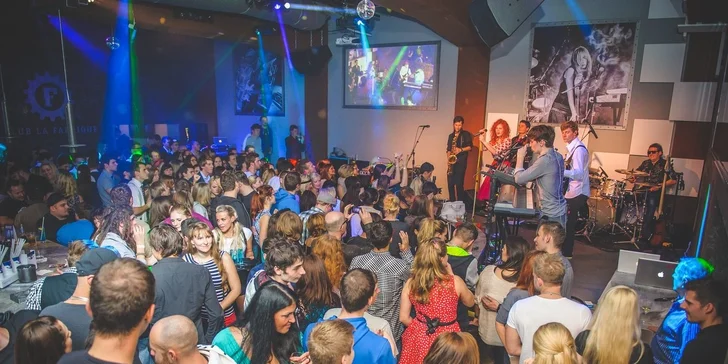 Rozjeďte to v novém clubu La Fabrique