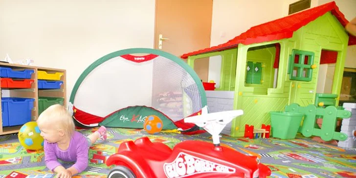 Součástí hotelu je herna, dětské hřiště v zahradě, koutek v restauraci.