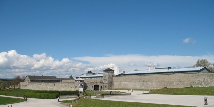 Poznávací zájezd do koncentračního tábora Mauthausen a do města Linz